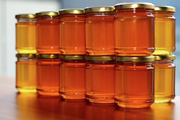 В Україні стрімко дешевшає мед