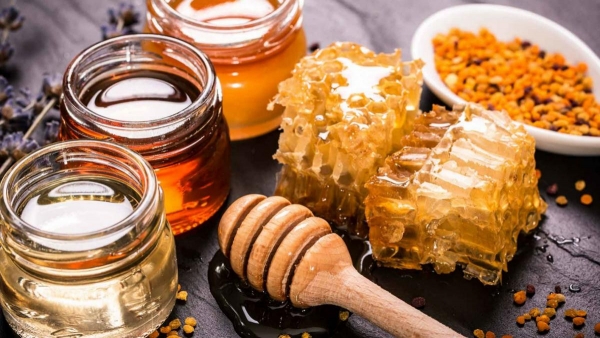 Україна закрила квоти на експорт меду за 10 днів нового року